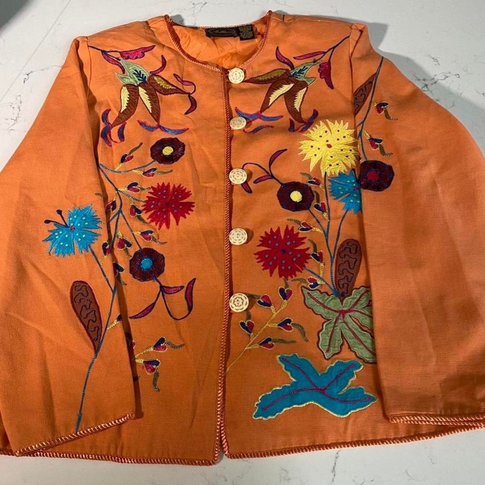 Vintage Allure  Embroidered Floral Jacket Boho Festival Cotton Lined‎ large